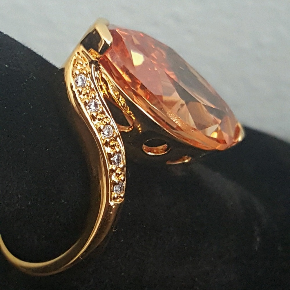 Marquise Cut Citrine Ring - Picture 2 of 3